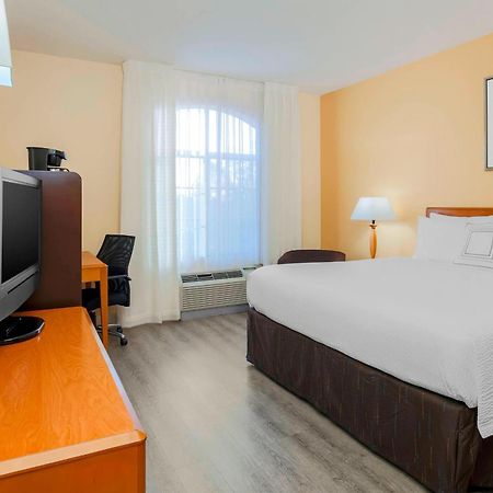 Fairfield Inn & Suites تيميكولا، ريفيرسيدي، كاليفورنيا المظهر الخارجي الصورة