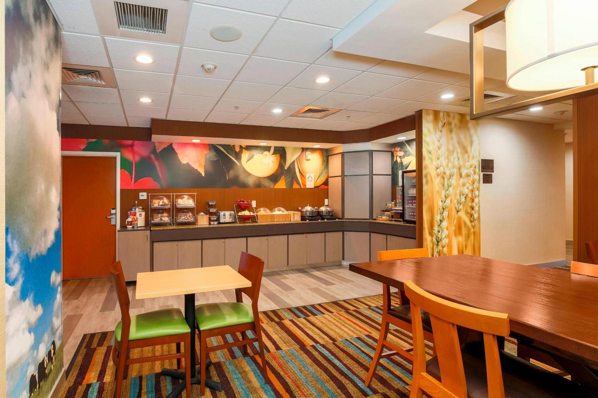 Fairfield Inn & Suites تيميكولا، ريفيرسيدي، كاليفورنيا المظهر الخارجي الصورة