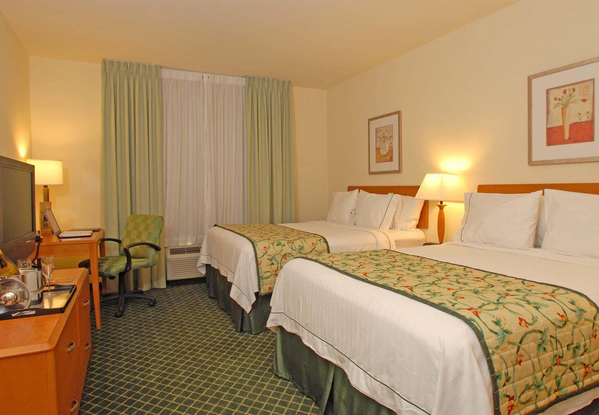 Fairfield Inn & Suites تيميكولا، ريفيرسيدي، كاليفورنيا الغرفة الصورة